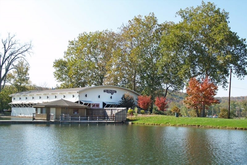 lake park pavilion